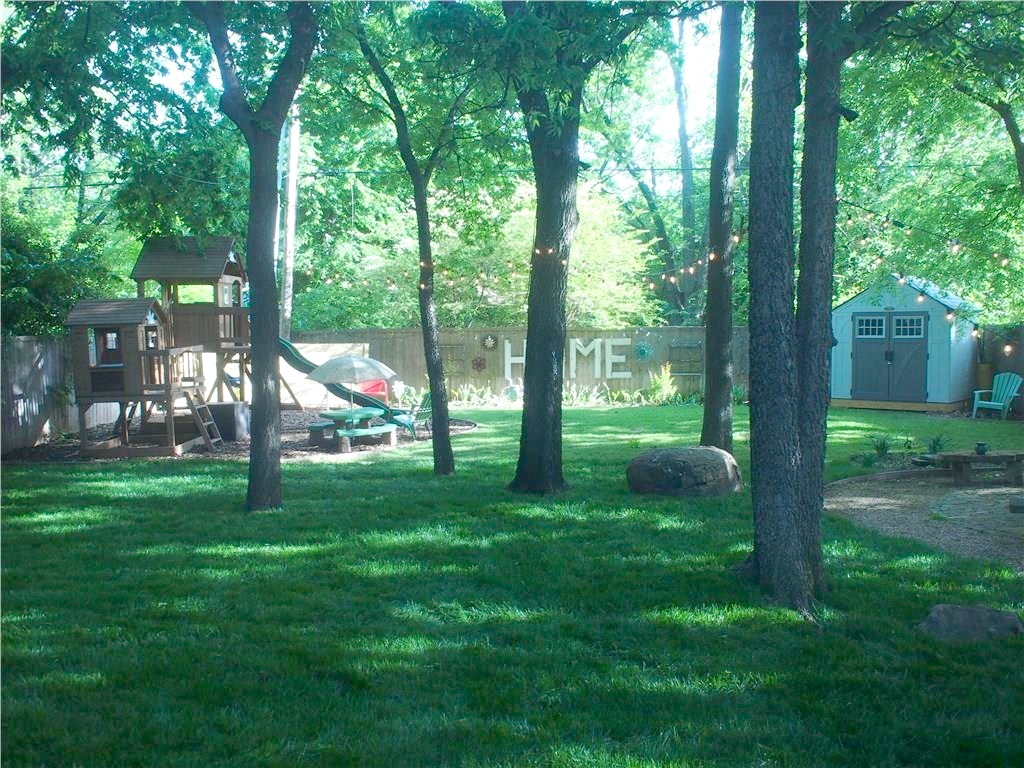 926 W. Eufaula backyard